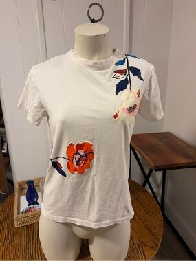 ELISE Paris Floral Graphic Tee – Designer European Cotton T-Shirt
